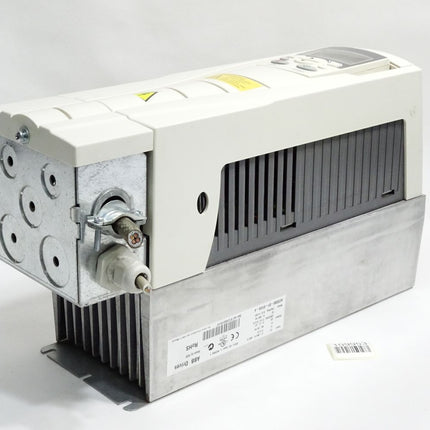 ABB Drives ACS550-01-012A-4 5.5kW/4kW Frequenzumrichter - Maranos.de