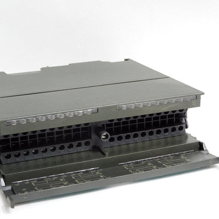 Siemens S7-300 SM331 6ES7331-7PF01-0AB0 6ES7 331-7PF01-0AB0 - Maranos.de