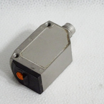 Ifm electronic Reflexlichtschranke O6P310 O6P-CPKG/AS/4P / Neuwertig