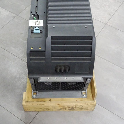Siemens Sinamics 90kW Power Module PM240-2 6SL3210-1PE31-8UL0 / Unbenutzt - Maranos.de
