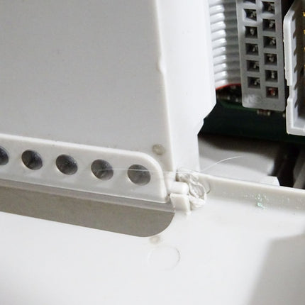 Klöckner Moeller SUCOcontrol LE4-116-DX1 Digital Module - Frontklappe beschädigt