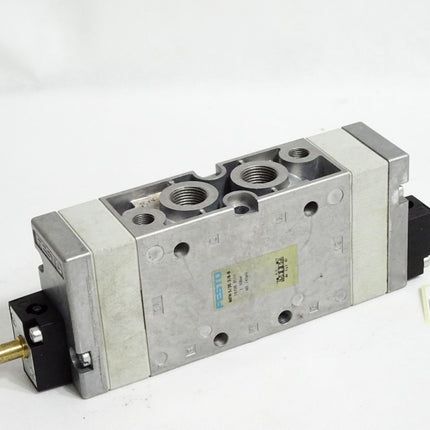 Festo 19708 MFH-5/3E-3/8-B Magnetventil / Unbenutzt mit Lagerspuren - Maranos.de