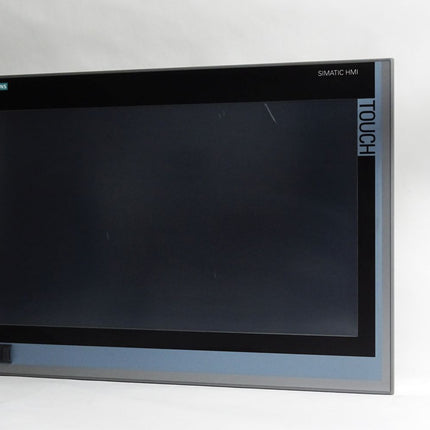 Siemens IPC477E Panel 6AV7241-7EC08-0FA2 6AV7 241-7EC08-0FA2 E3-1505L 240GB 16GB - Maranos.de