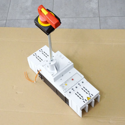 Moeller Kompaktleistungsschalter NZM3 690V + Drehgriff XDV 630A