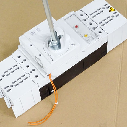 Moeller Kompaktleistungsschalter NZM3 690V + Drehgriff XDV 630A