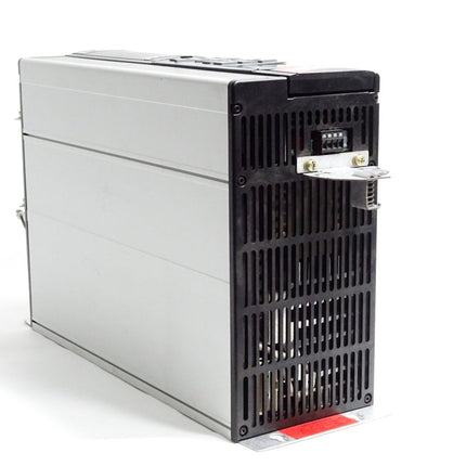 Danfoss Frequenzumrichter VLT6000 HVAC 178B0236 VLT6006HT4B20STR3DLF10A00C0