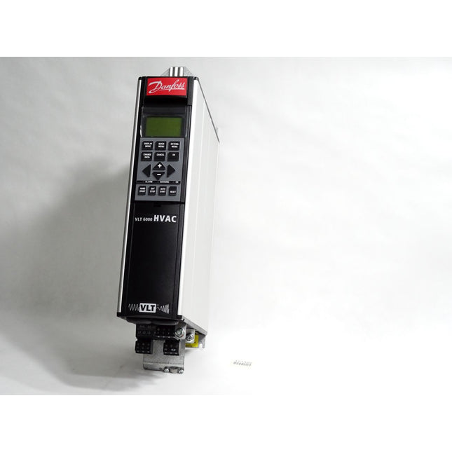 Danfoss Frequenzumrichter VLT6000 HVAC 178B0234 VLT6004HT4B20STR3DLF10A00C0