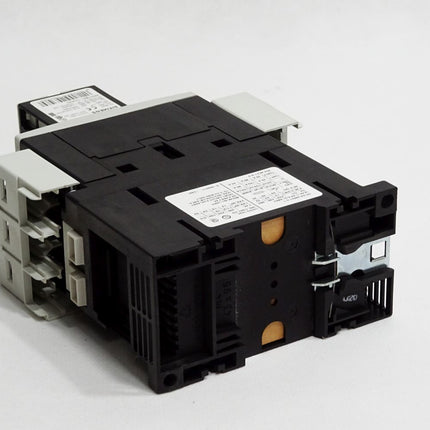 Siemens Leistungsschütz 3RT1036-1BB40 + Hilfsschalterblock 3RH1921-1HA22