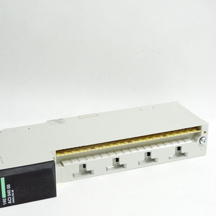 Schneider Electric TSX Quantum 140ACI04000 Analoges Eingangsmodul - Maranos.de