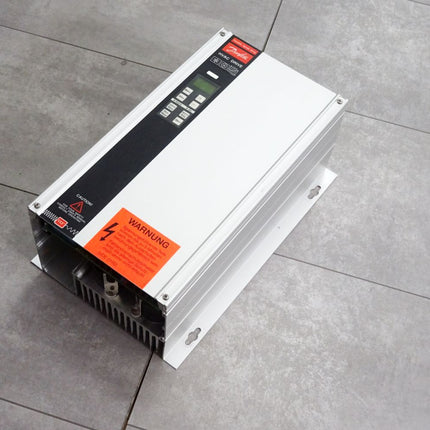 Danfoss VLT Type 3508 HV-AC 175H9083 Frequenzumrichter - Maranos.de