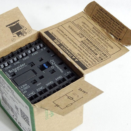 Schneider Electric TeSys Control 070167 Hilfsschütz CA3KN313BD3 / Neu OVP