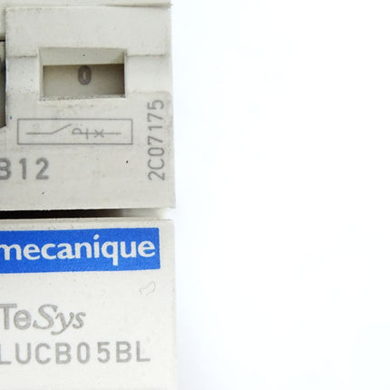 Telemecanique TeSys Steuereinheit Erweitert LUCB05BL + LUB12 + LUFC00 - Maranos.de