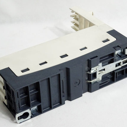 Schneider Electric Verteilerblock LU9G03 - Maranos.de