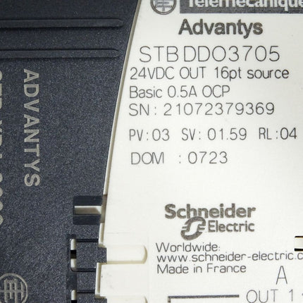 Schneider Electric Telemecanique Advantys digital output STBDDO3705 + STBXBA3000 - Maranos.de