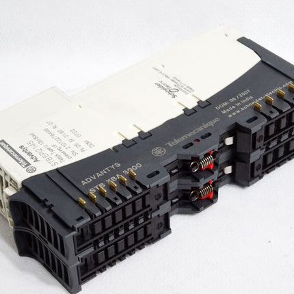 Schneider Electric Telemecanique Advantys Digital Output STBEPI2145 + STBXBA3000 - Maranos.de