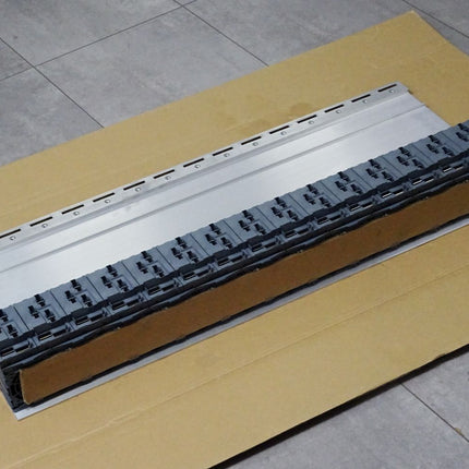 B&R ACOPOSmulti Montageplatte 16 Steckplätze 8B0M0160HW00.000-1 / Unbenutzt