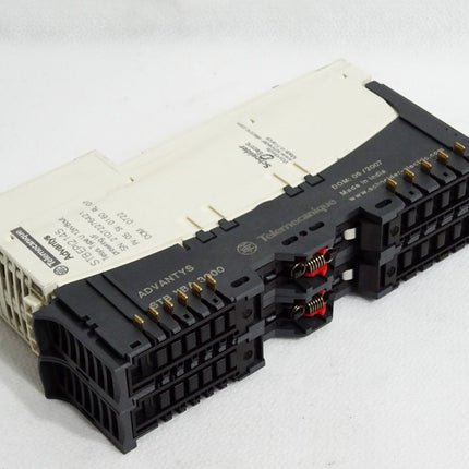 Schneider Electric Telemecanique Advantys Schnittstelle STBEPI2145 + STBXBA3000 - Maranos.de