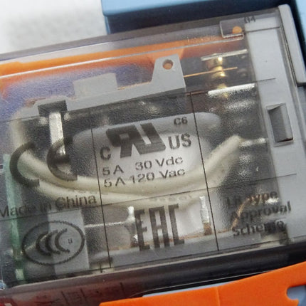 Relecomat Relais C9-A41DX + Sockel S9-M / Neuwertig - Maranos.de