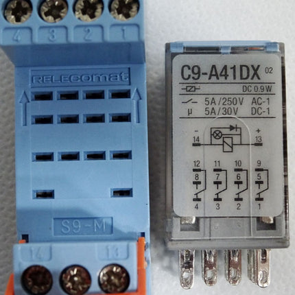 Relecomat Relais C9-A41DX + Sockel S9-M / Neuwertig - Maranos.de