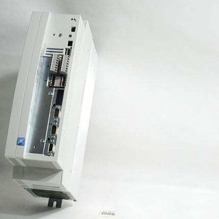 Lenze Frequenzumrichter EVF9324-EV 13432058 33.9324VE.8G.90/ Neuwertig
