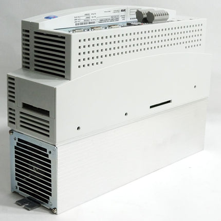 Lenze Frequenzumrichter EVF9324-EV 13432058 33.9324VE.8G.90/ Neuwertig