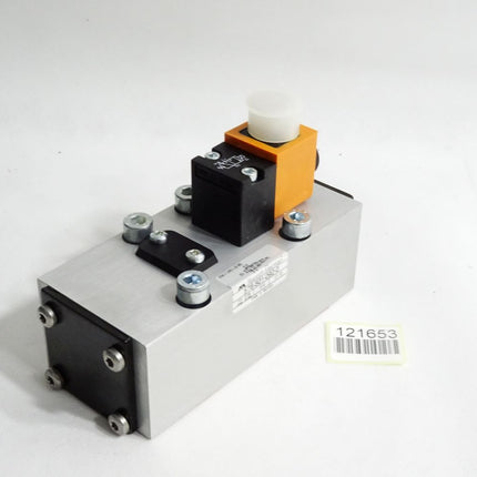 Rexroth Mecman Wegeventil 576-501-092-0 + 5420850020 / Unbenutzt mit Lagerspuren