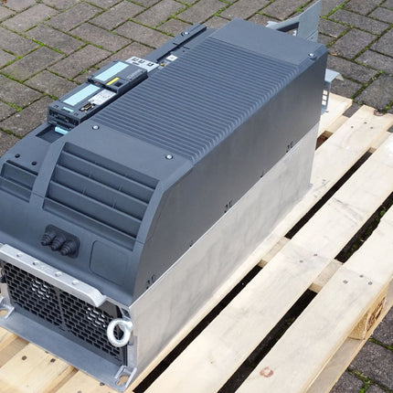 Siemens Sinamics PM240-2 6SL3210-1PE32-5AL0 132kW + 6SL3244-0BB12-1BA1 Neuwertig