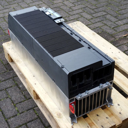 Siemens Sinamics PM240-2 6SL3210-1PE33-0AL0 160KW + 6SL3244-0BB12-1BA1 Neuwertig