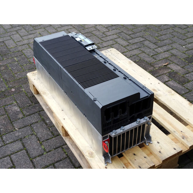 Siemens Sinamics PM240-2 6SL3210-1PE33-0AL0 160KW + 6SL3244-0BB12-1BA1 Neuwertig