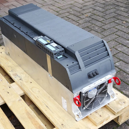 Siemens Sinamics PM240-2 6SL3210-1PE33-0AL0 160KW + 6SL3244-0BB12-1BA1 Neuwertig