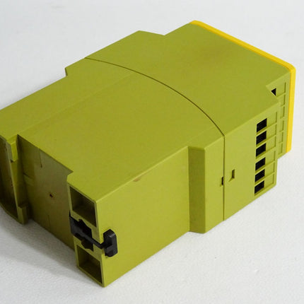 Pilz 774730 PNOZ X4 24VDC 3n/o 1n/c Sicherheitsschaltgerät