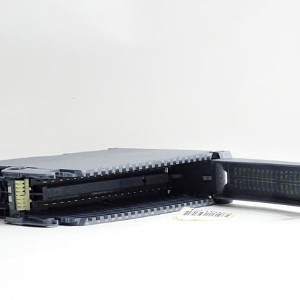 Siemens S7-1500 DQ 6ES7522-1BL01-0AB0 6ES7 522-1BL01-0AB0