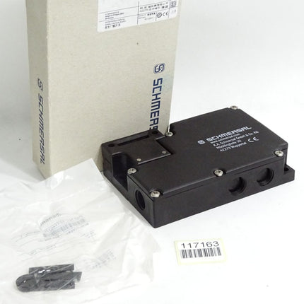 Schmersal 101166283 AZM 161CC-12/12RK-024 Sicherheitszuhaltung / Neu OVP - Maranos.de