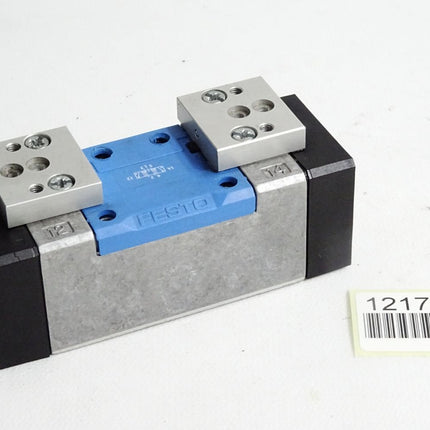Festo Magnetventil 43333 LMD-5/3E-D-1- C / Unbenutzt mit Lagerspuren