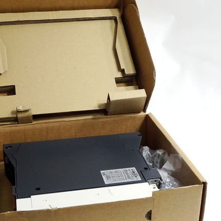 B&R ACOPOSinverter P74 8I74T400400.010-1 4kW / Neu