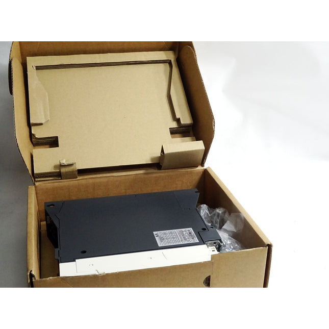 B&R ACOPOSinverter P74 8I74T400400.010-1 4kW / Neu