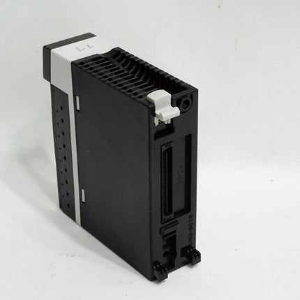 Eaton XIOC-12DO-R Digital output module - Maranos.de