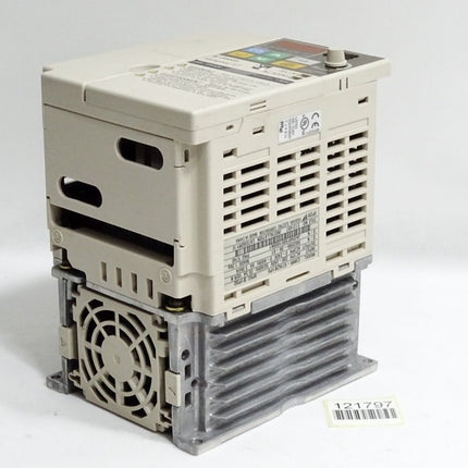 Omron Yaskawa Varispeed v7 CIMR-V7AZB1P5 1.5kW