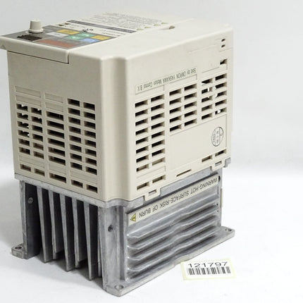 Omron Yaskawa Varispeed v7 CIMR-V7AZB1P5 1.5kW