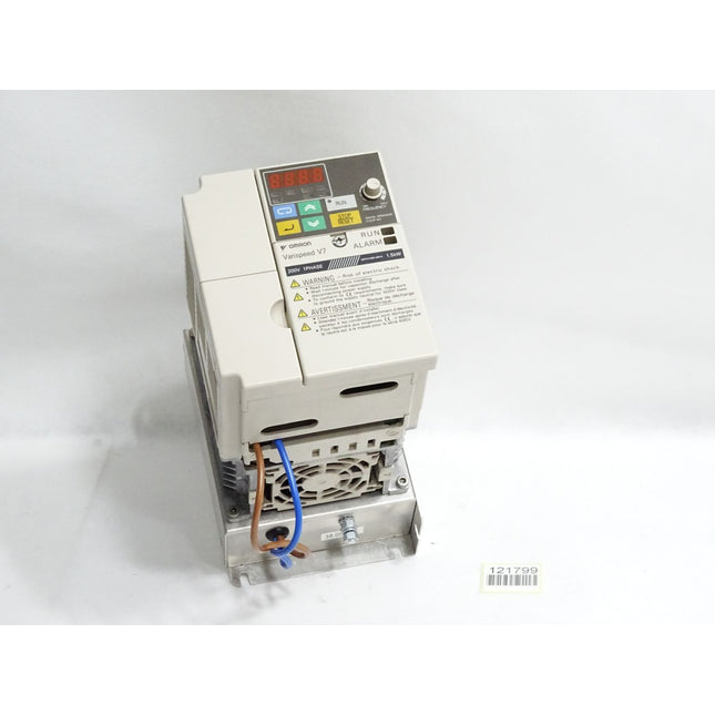 Omron Yaskawa Varispeed v7 CIMR-V7AZB1P5 1.5kW + Filter