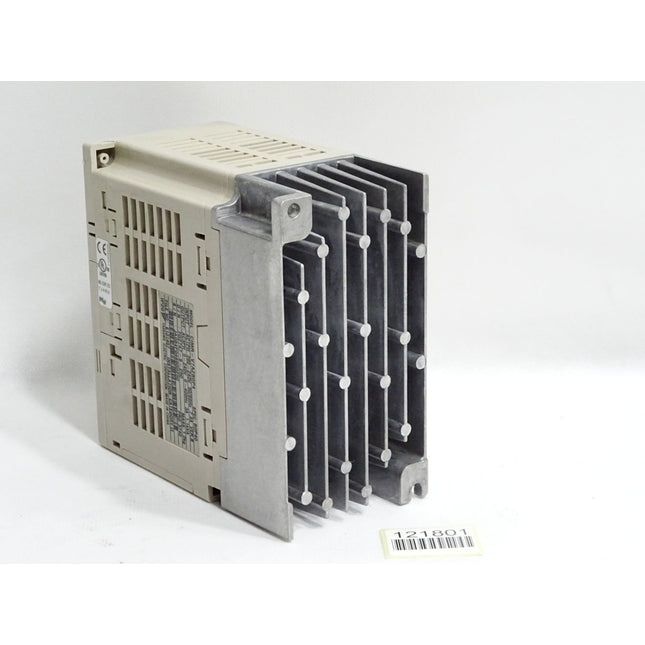 Omron Yaskawa Varispeed v7 CIMR-V7AZB0P4 0.55kW