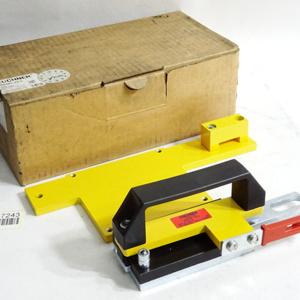 Euchner Riegel TZ-C 057737 für Sicherheitsschalter TZ / Neu OVP