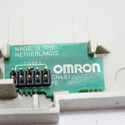 Omron CN401 Endplatte