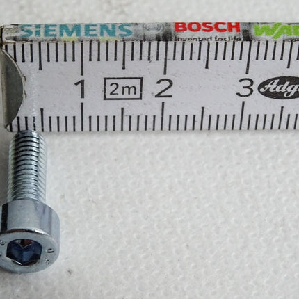 Würth Zylinderschrauben ISO4762 Innensechskant IS4 8.8 M5x14 0084514 / 100 Stück - Maranos.de