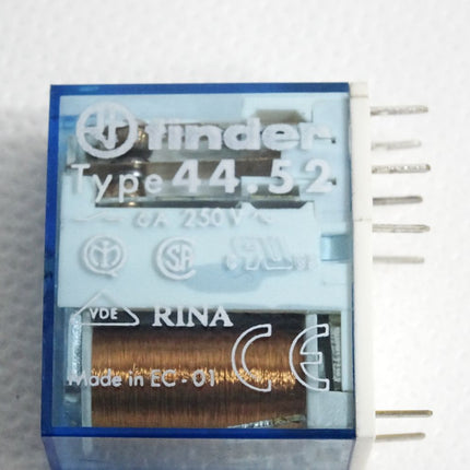Finder Relais 44.52.9.024.0000 24VDC 6A 250VAC + Sockel 95.95.1 - Maranos.de