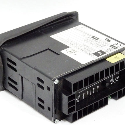 Jumo 703032/40-001-001-06-101 Kompakter Mikroprozessorregler