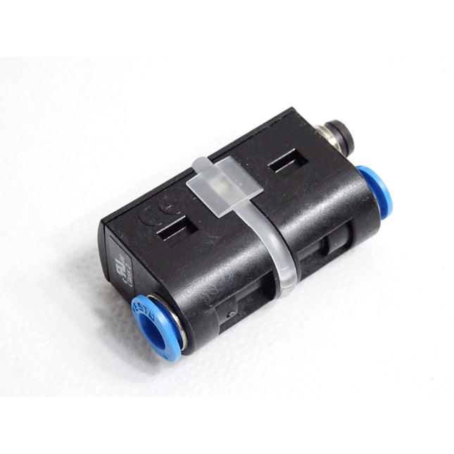 Festo Drucksensor 529027 SDE5-B2-NF-Q6-V-M8 / Neu - Maranos.de