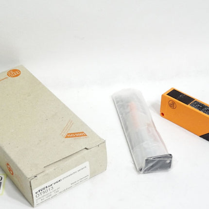 Ifm electronic Efector200 OT5013 Reflexlichtschranke OTR-FPKG/US-100-IPF Neu OVP