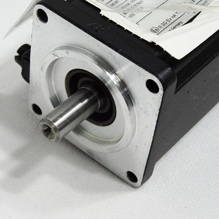Rexroth R911312640 Servomotor MSK030C-0900-NN-M1-UP1-NSNN / Neu