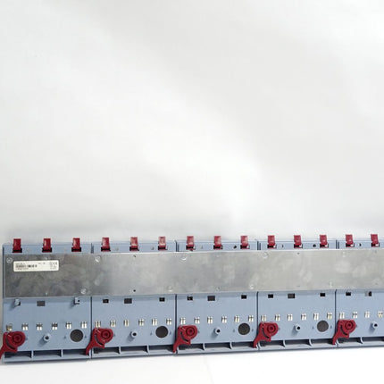 B&R 3BP150.4 Rev.C0 2005 Rückwandmodul 15 Steckplätze - Halterung gebrochen - Maranos.de